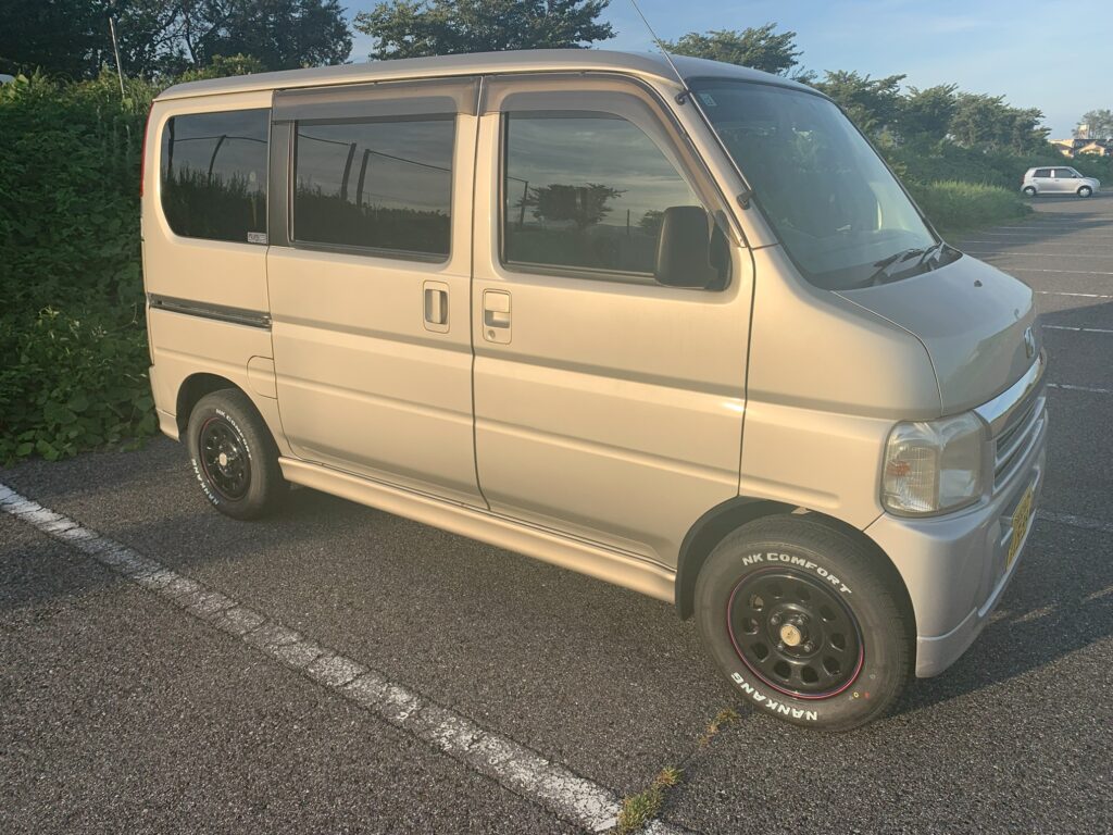右側